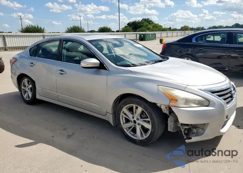 2015 Nissan Altima 2.5 from USA, damaged, VIN 1N4AL3AP6FN407766
